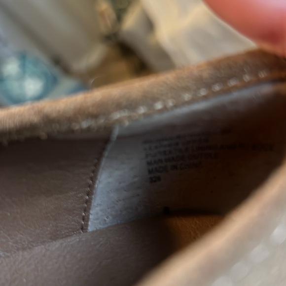 Steve Madden loafers. - Picture 5 of 7